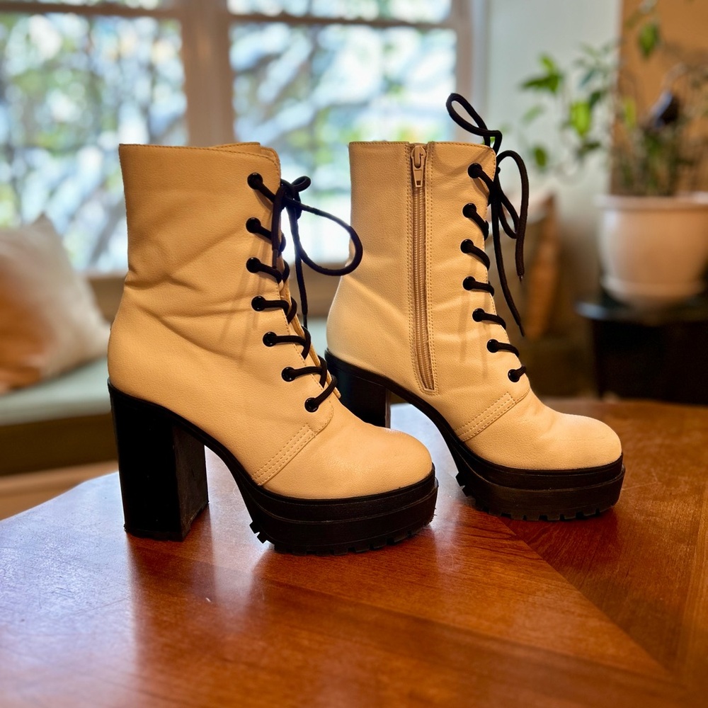 Platform Off-White Lace-Up Ankle Boots